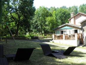 Gîte de caractère avec étang privé, jardin clos et cheminée, parfait pour les familles - FR-1-426-121